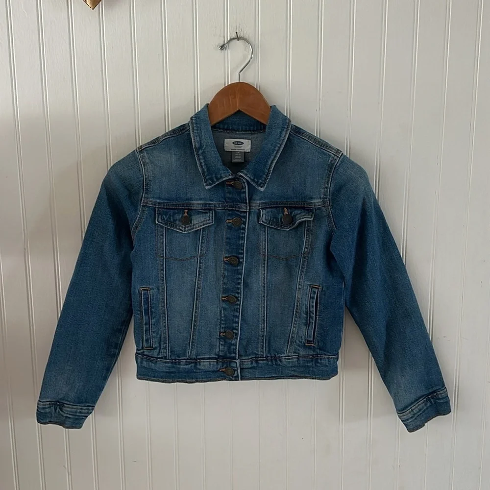 Old Navy FA 2017 Collection Denim Trucker Jacket Size L/G (10-12)
